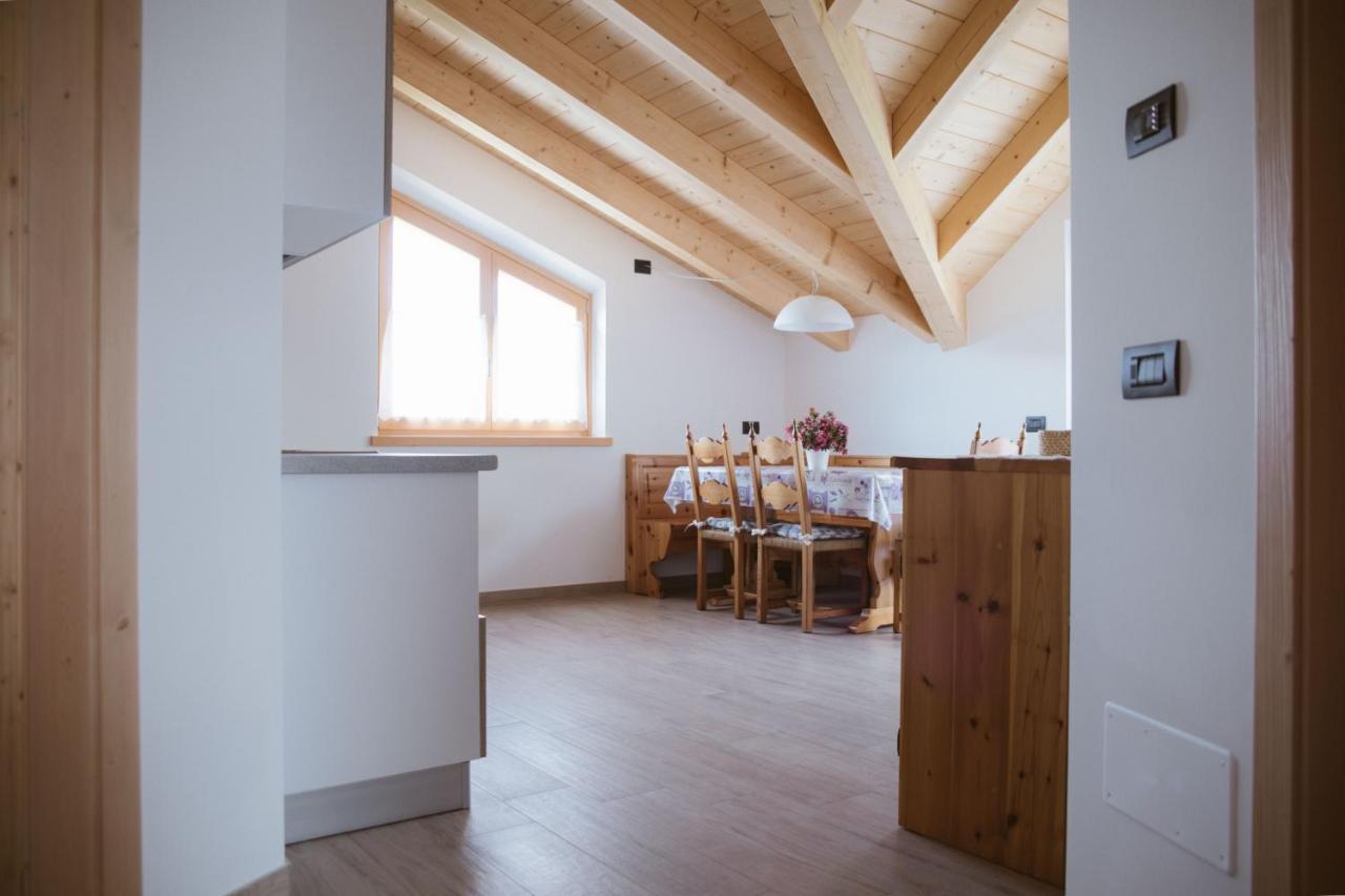 コーレド Agritur Rizzi Di Inama Ugoヴィラ エクステリア 写真