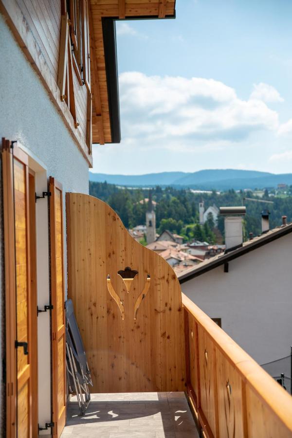 コーレド Agritur Rizzi Di Inama Ugoヴィラ エクステリア 写真